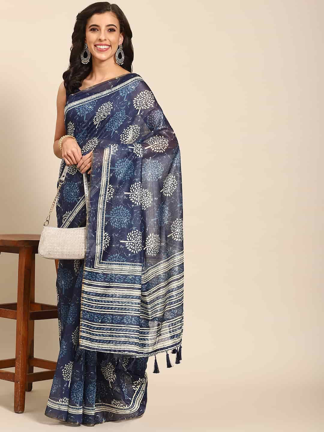 

DIVASTRI Digital Printed Kalamkari Chanderi Cotton Saree With Tassels, Blue