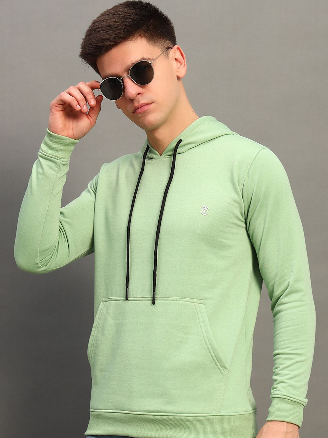 

THE CASUALS Men Hooded Sweatshirt, Green