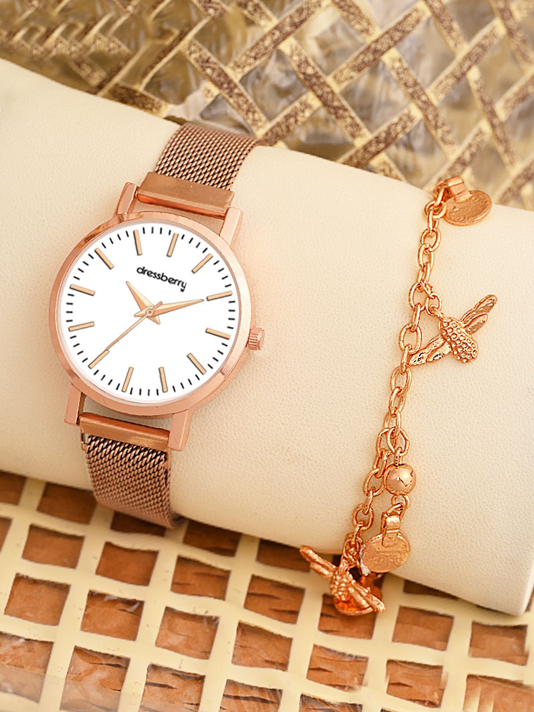 

DressBerry Watch & Bracelet Watch Gift Set, Rose gold