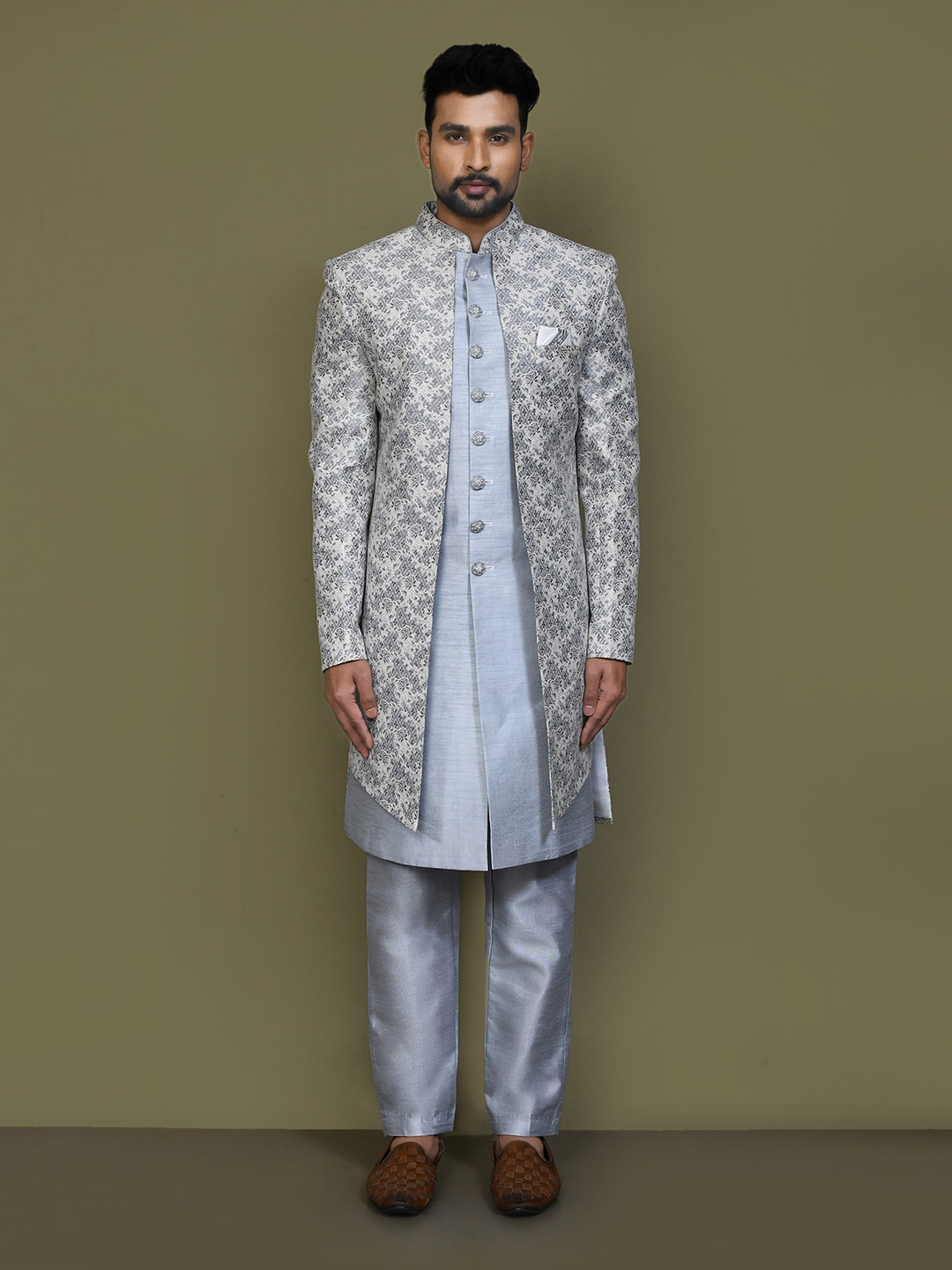 

Aryavir Malhotra Embroidery Sherwani Set, Grey