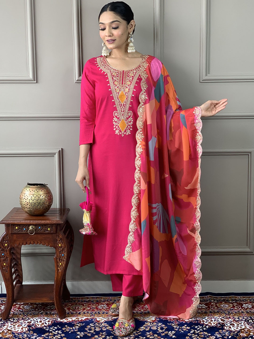 

Kurti Culture Women Floral Embroidered Regular Kurta with Trousers & With Dupatta, Fuchsia