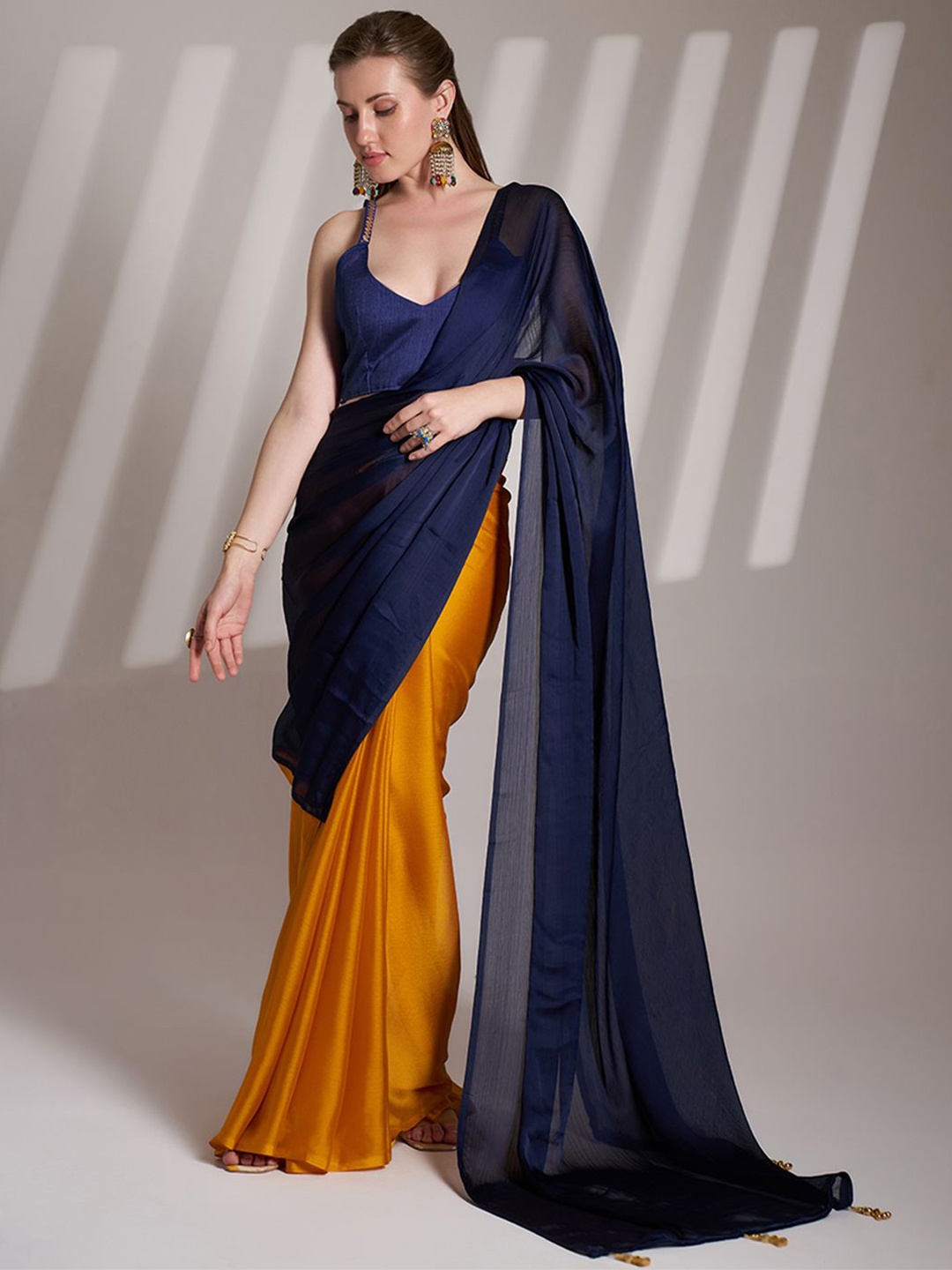 

Kalista Colourblocked Pure Chiffon Saree, Navy blue