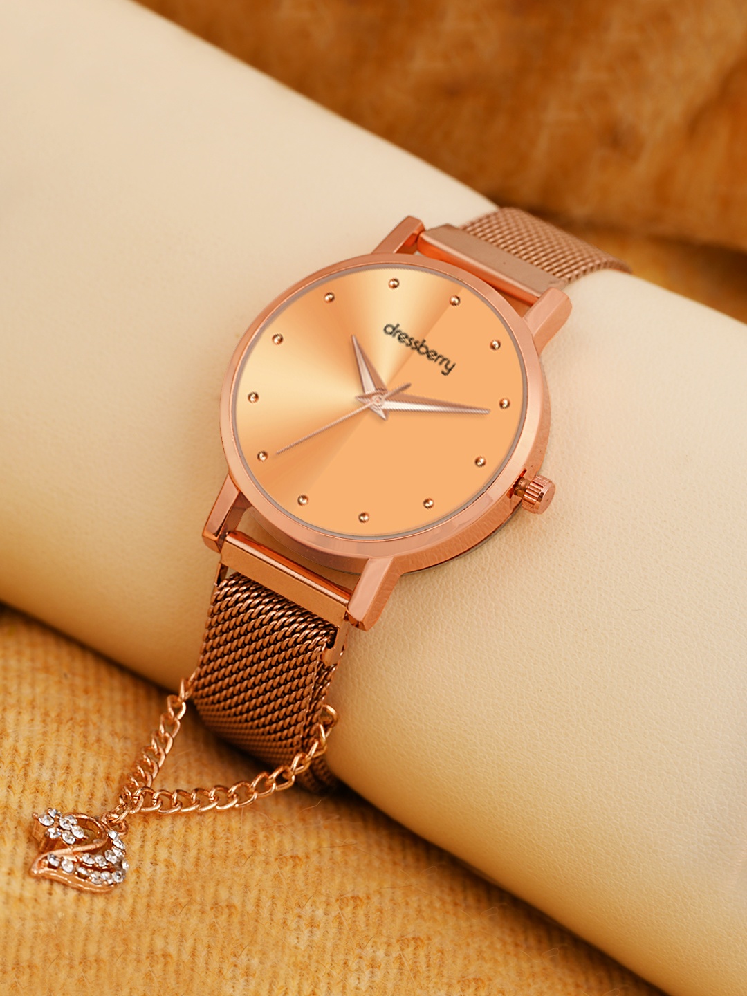 

DressBerry Women Watch With Charm Gift Set, Rose gold