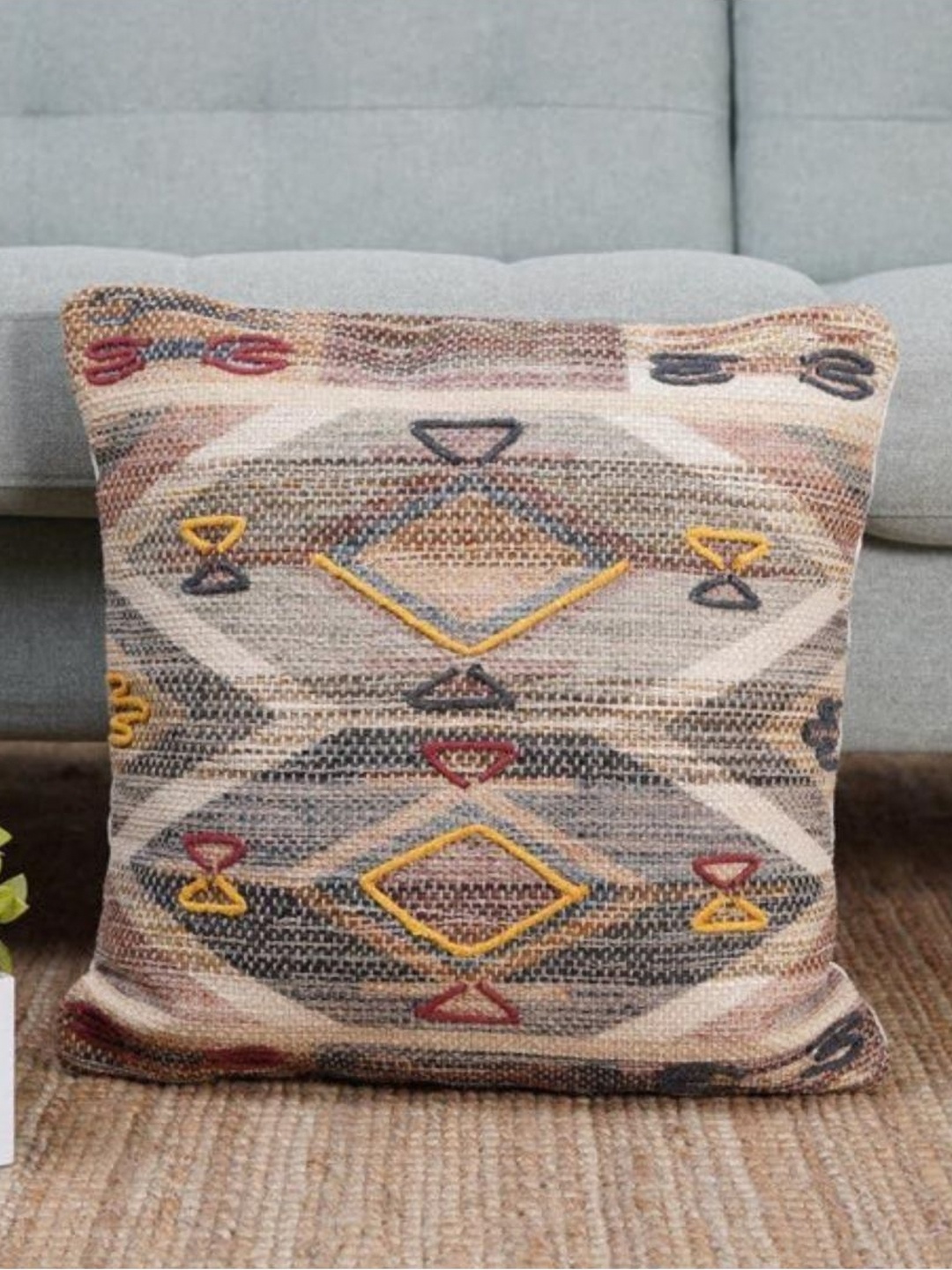 

Aura Beige And Brown Geometric Woven Design Square Shaped Cushion Cover
