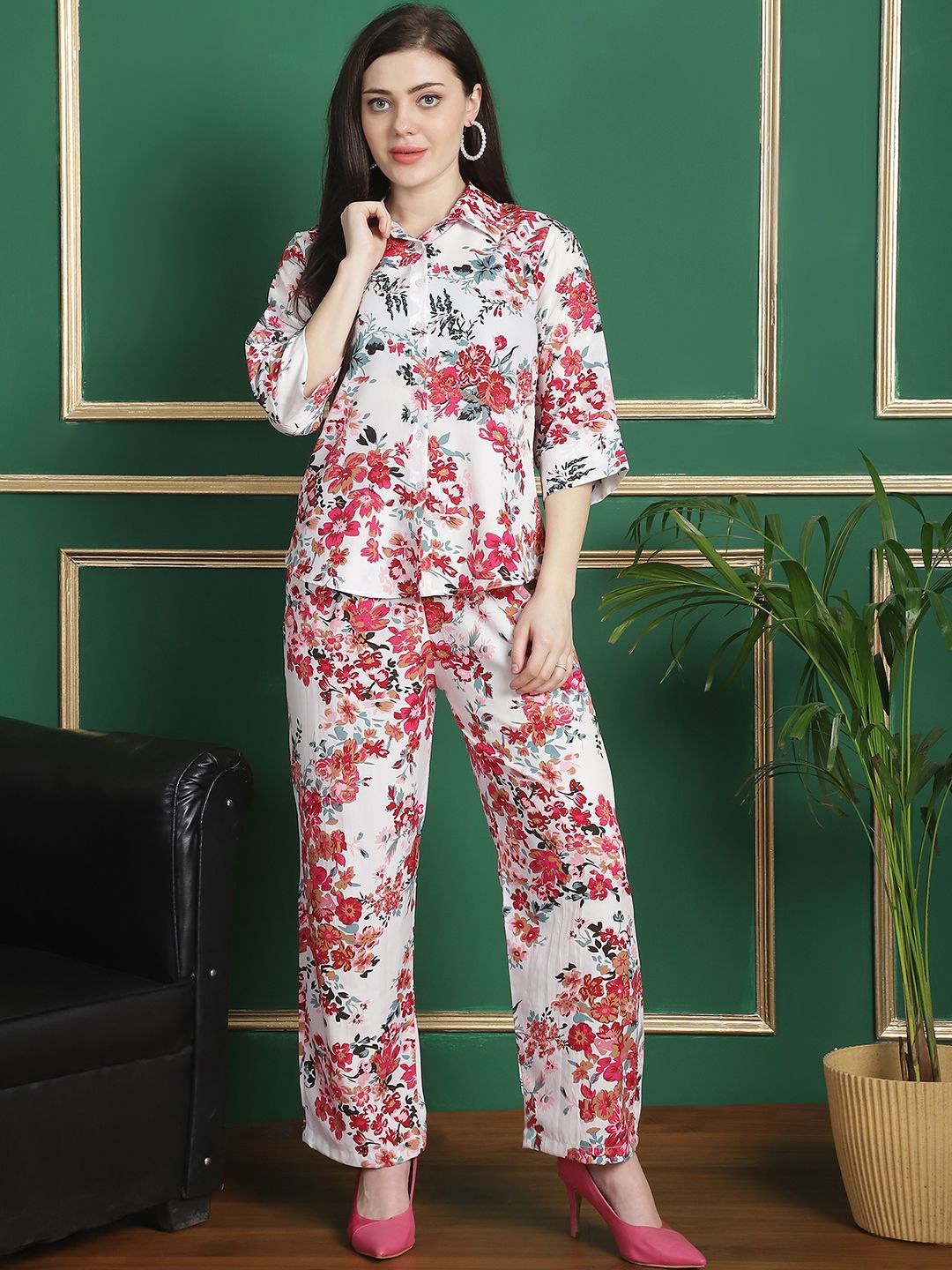 

Valles365 by S.C. Women Printed Night suit, Pink