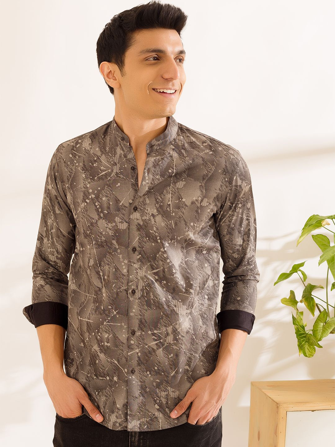 

Mculine Men Standard Opaque Printed Casual Shirt, Grey