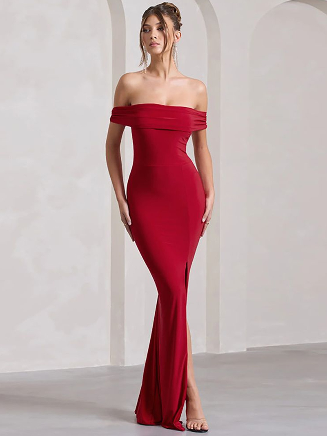 

StyleCast x Revolte Women Off-Shoulder Bodycon Maxi Dress, Red