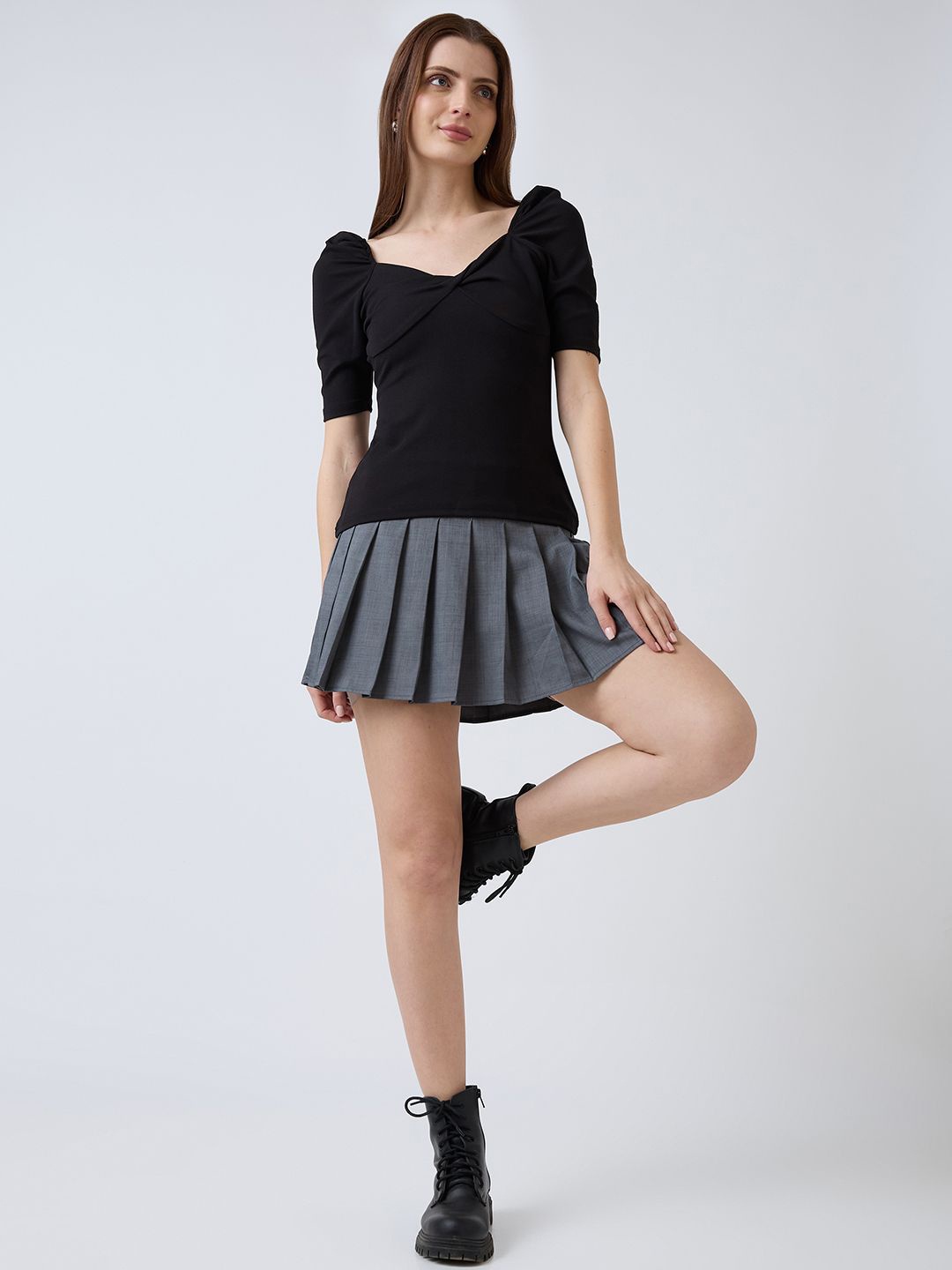 

SZN High-Low Crop Top, Black