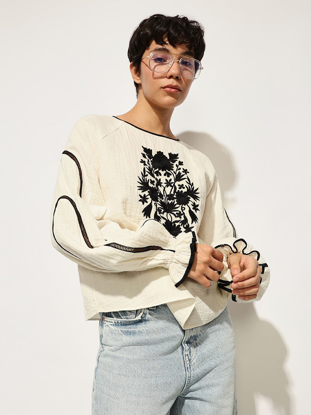

ONLY Women Embroidered Monochrome Cotton Blouson Top, White