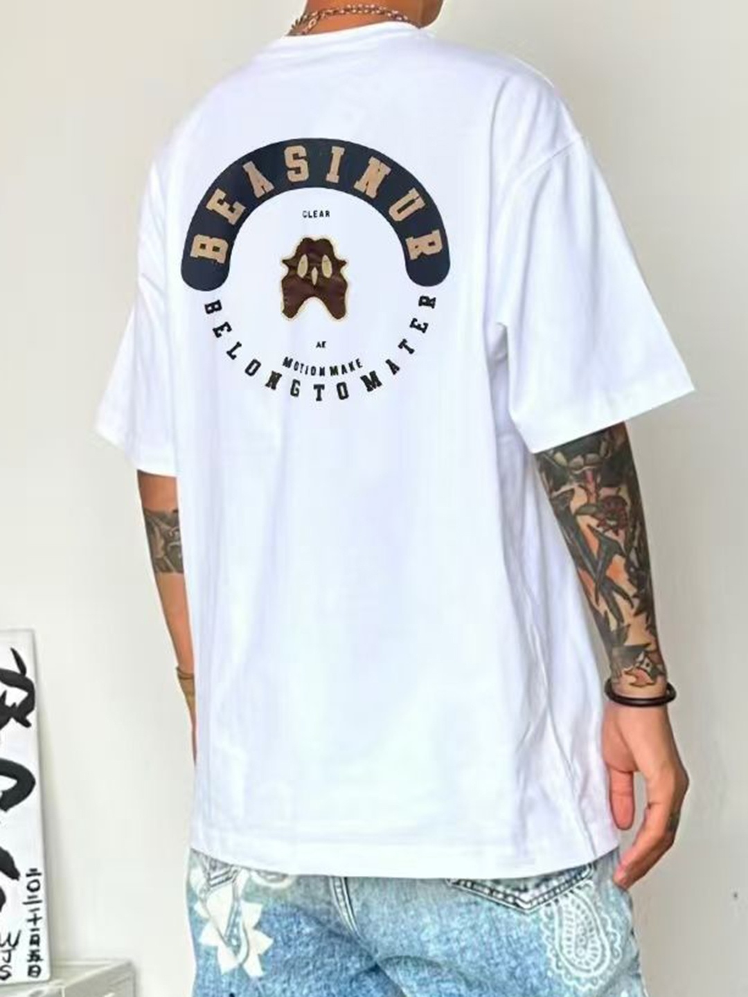

StyleCast x Revolte Men Printed Raw Edge T-shirt, White