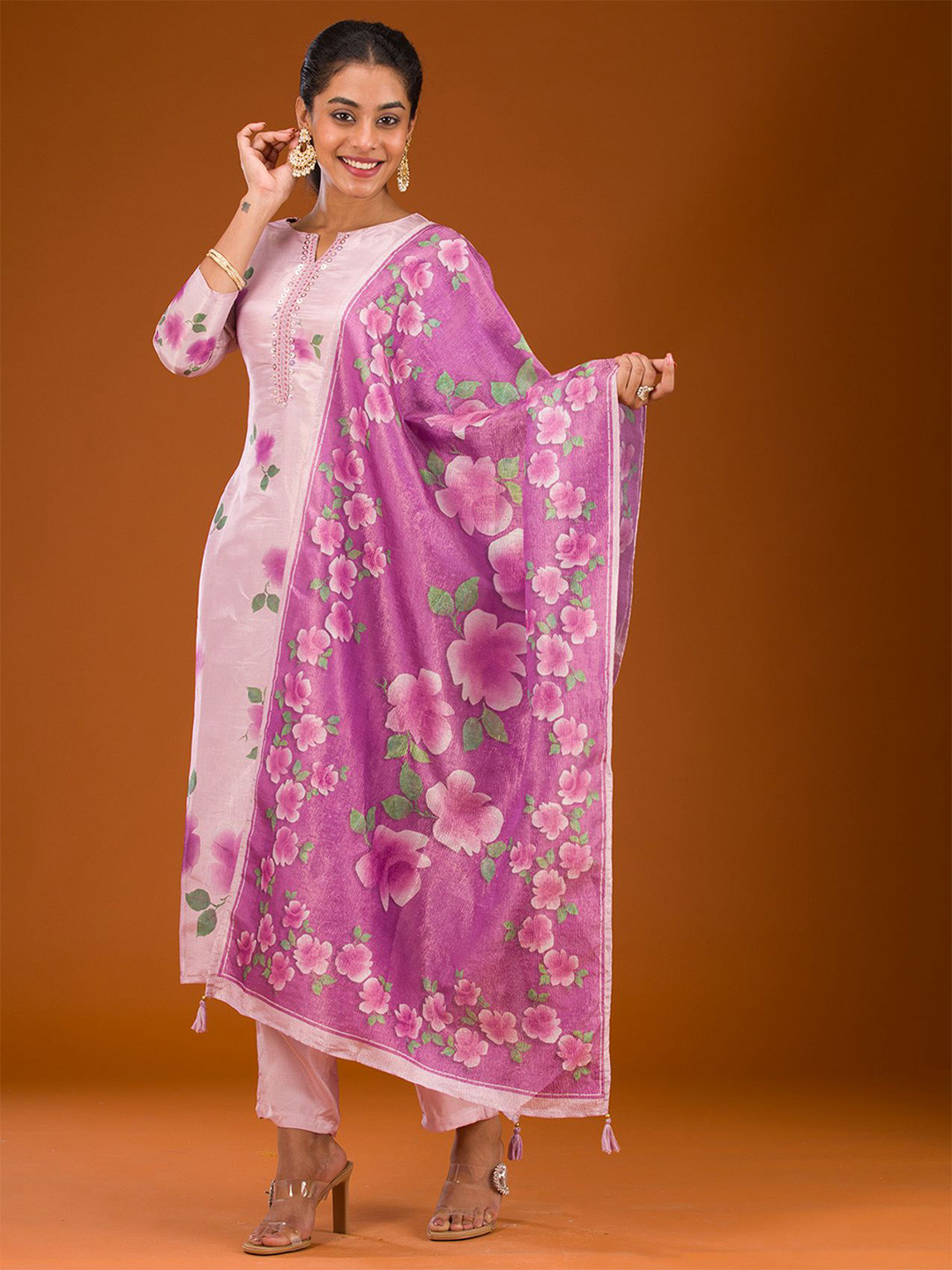 

Koskii Floral Printed Straight Kurta with Trousers & Dupatta, Purple