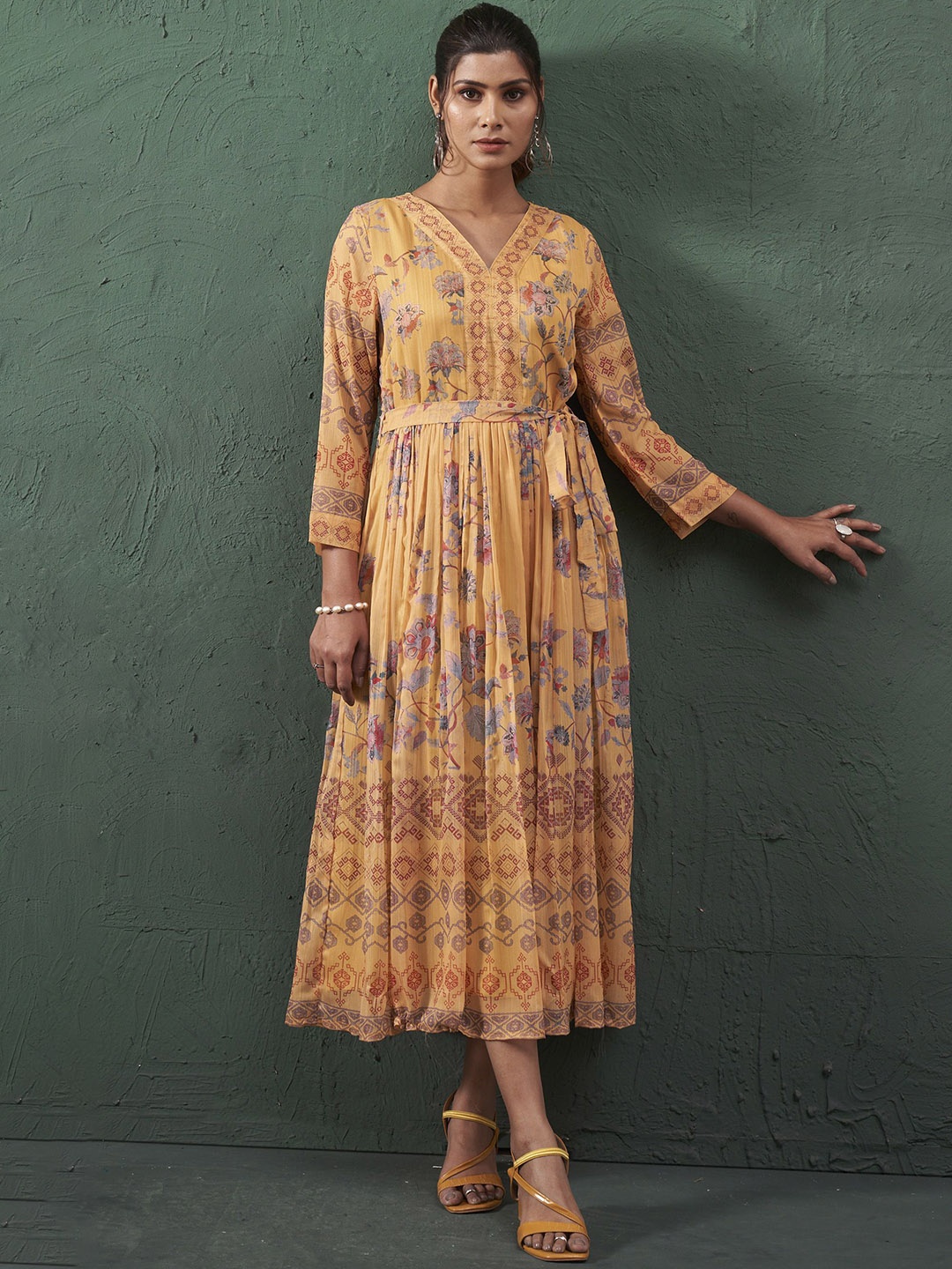 

Anouk Floral Printed Fit & Flared A-Line Midi Ethnic Dresses, Mustard
