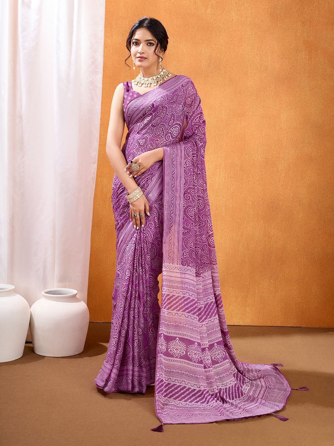 

Rekha Maniyar Paisley Beads and Stones Poly Georgette Saree, Purple