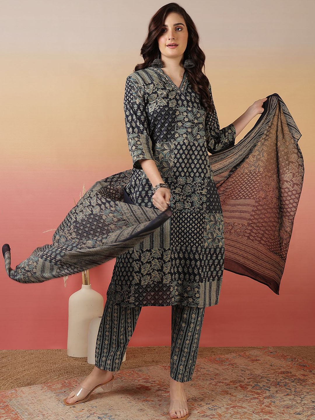 

Sangria Printed Pure Cotton Straight Kurta & Trouser With Dupatta, Blue