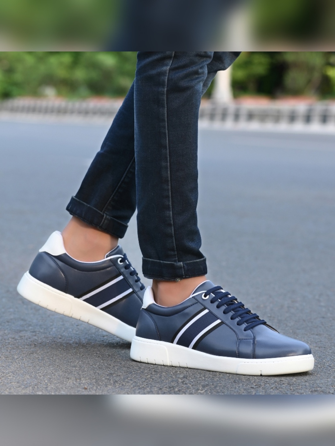 

The Roadster Lifestyle Co Men Casual Sneakers, Navy blue