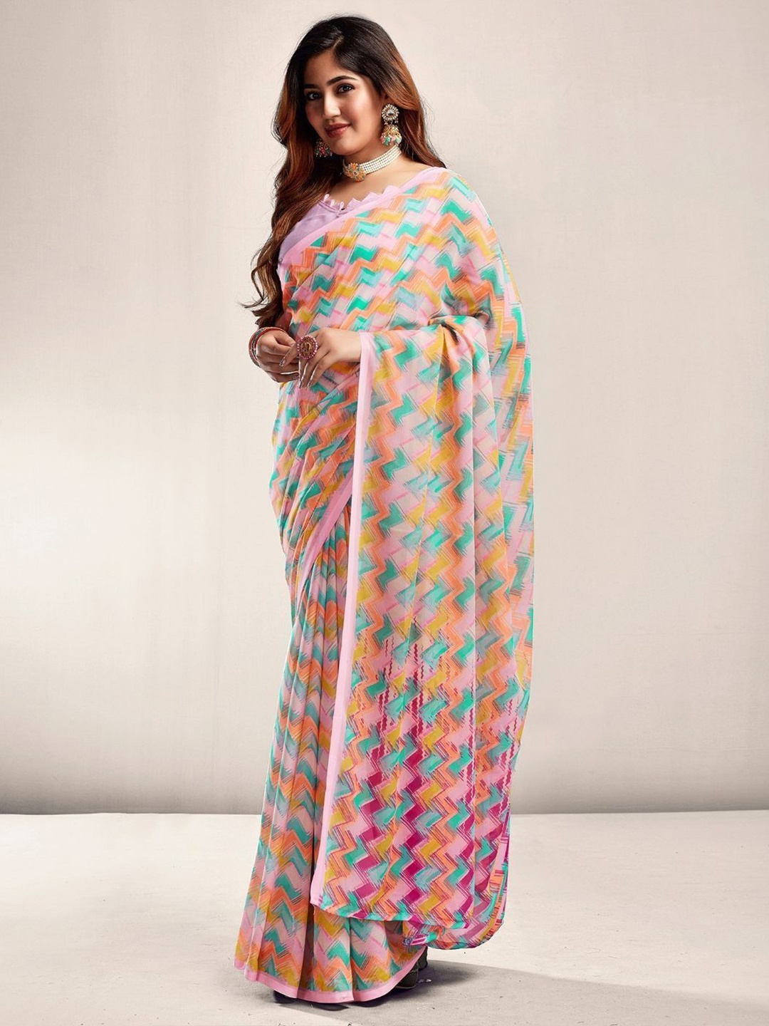 

HERE&NOW Leheriya Printed Banarasi Saree, Pink