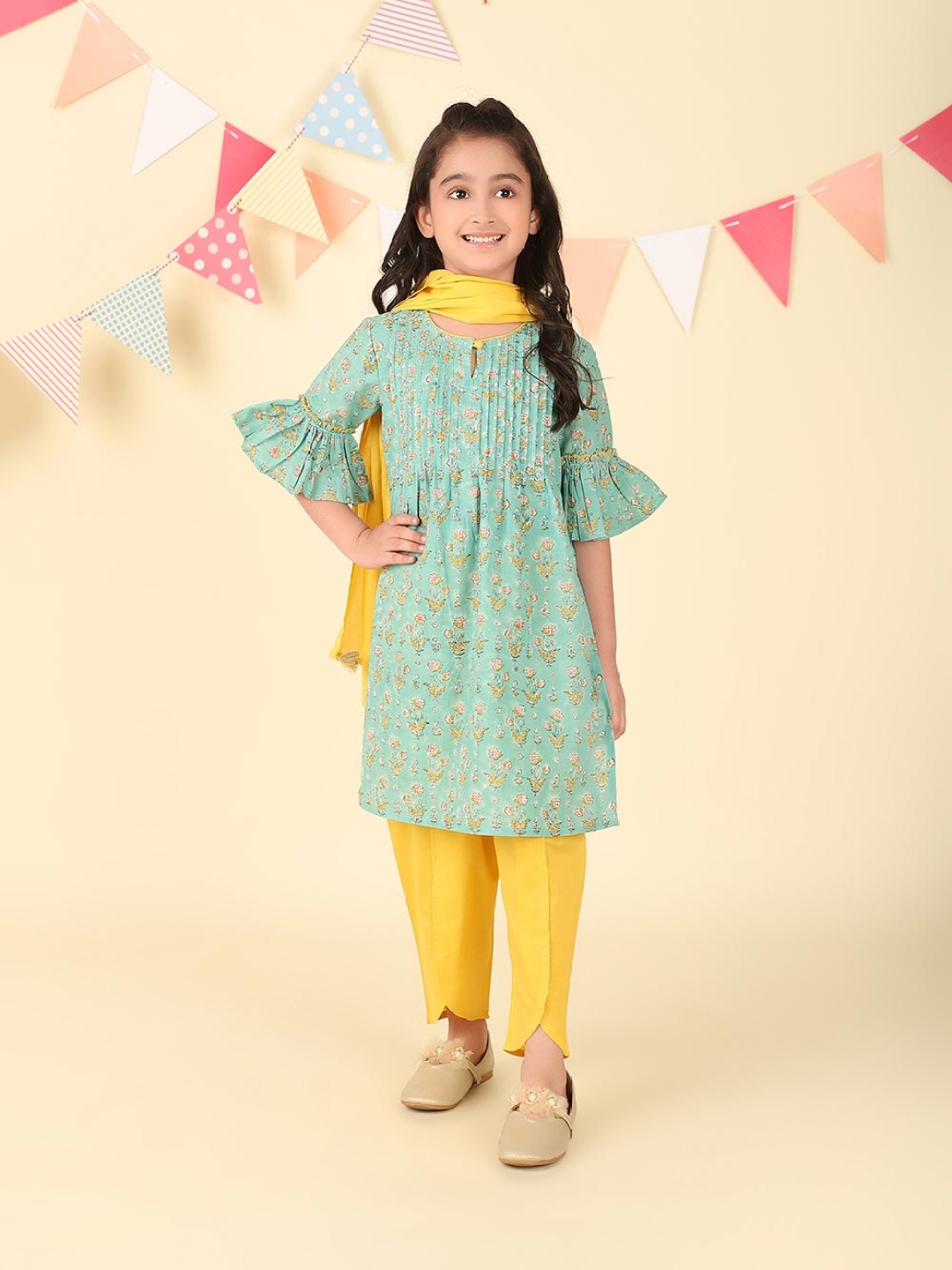 

Fabindia Girls Floral Printed Regular Pure Cotton Kurta with Salwar & With Dupatta, Green