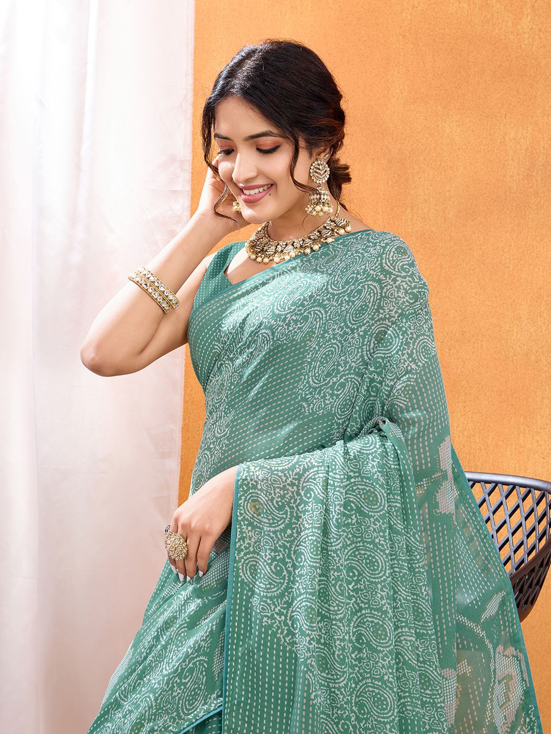 

Rekha Maniyar Paisley Poly Georgette Saree, Blue