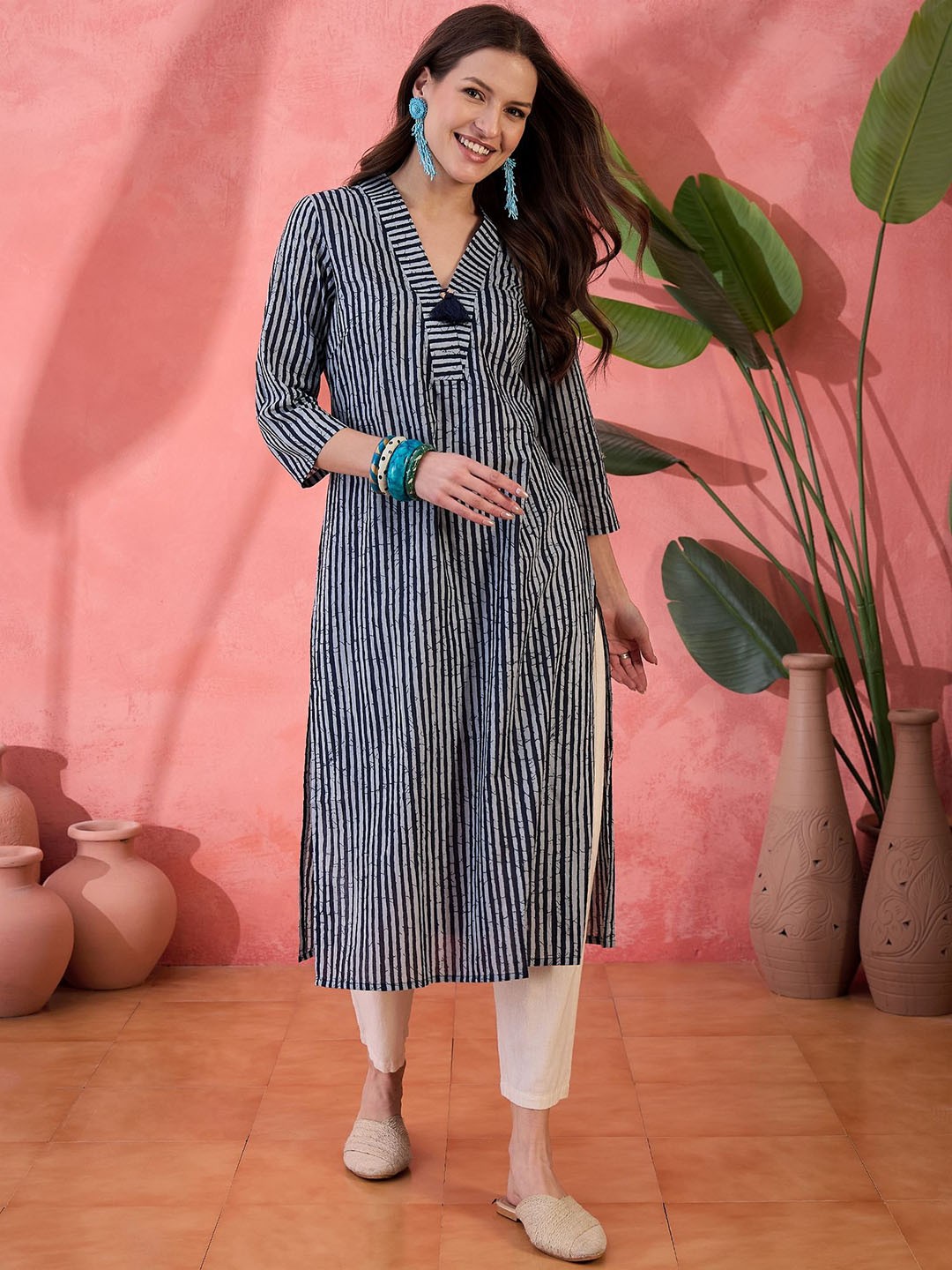 

Sangria Navy Blue Striped V-Neck Pure Cotton Straight Kurta