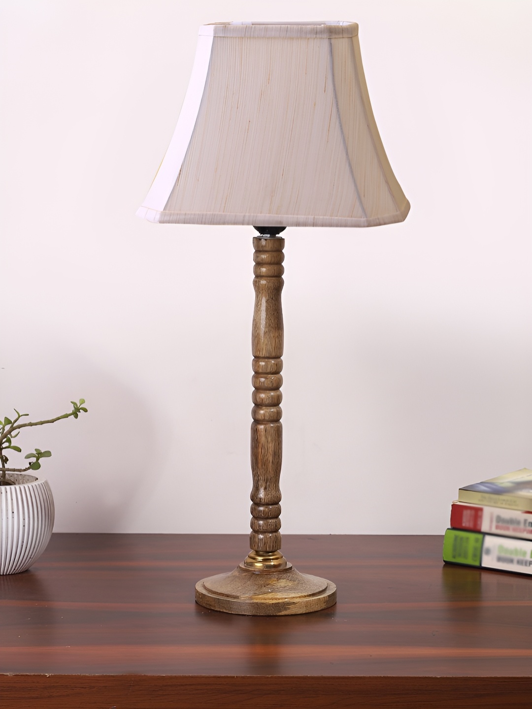 

Devansh Off White & Brown Wooden Contemporary Frustum Shaped Table Lamp