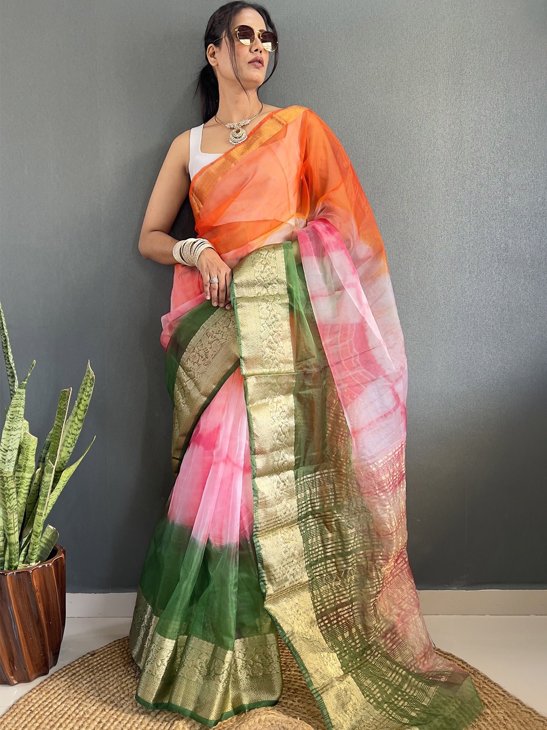 

KAYOMMI Colourblocked Zari Organza Kanjeevaram Saree, Pink