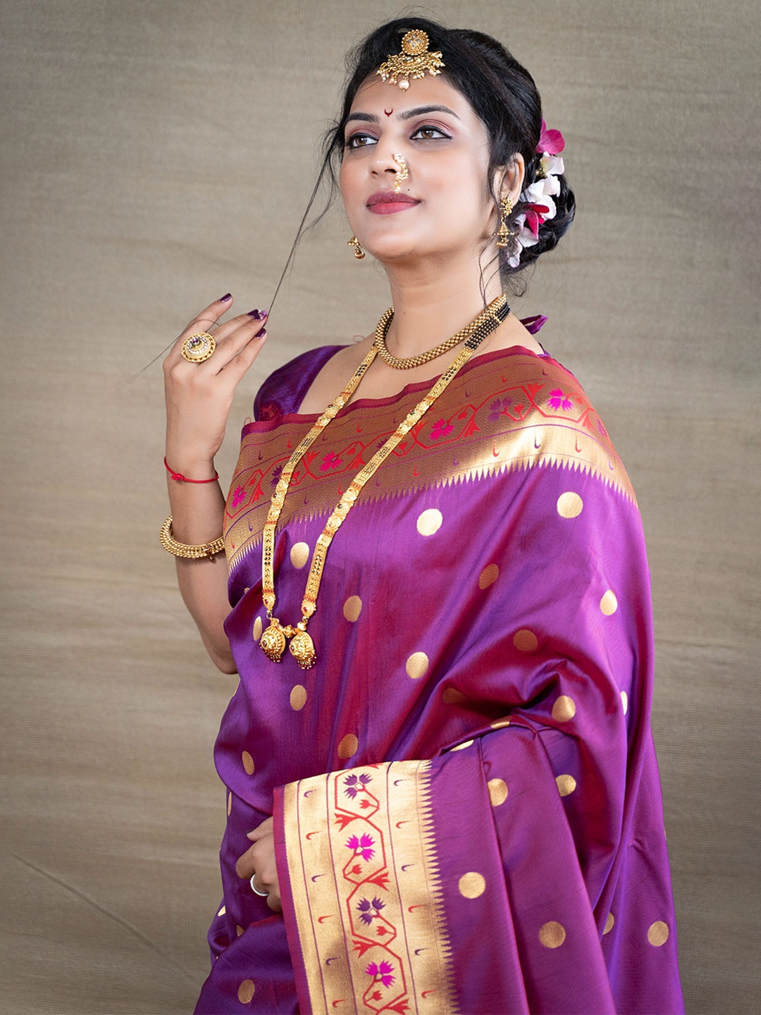 

Kandora Woven Design Zari Pure Silk Paithani Saree, Magenta