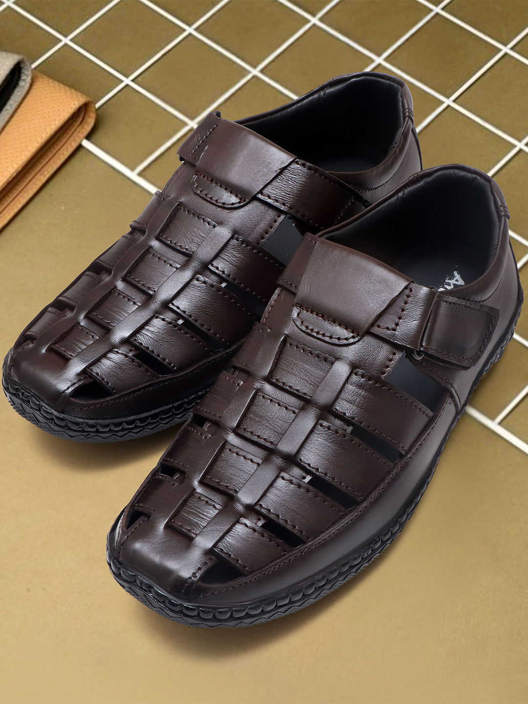 

ARAMISH Men Ethnic Leather Shoe-Style Sandals, Brown