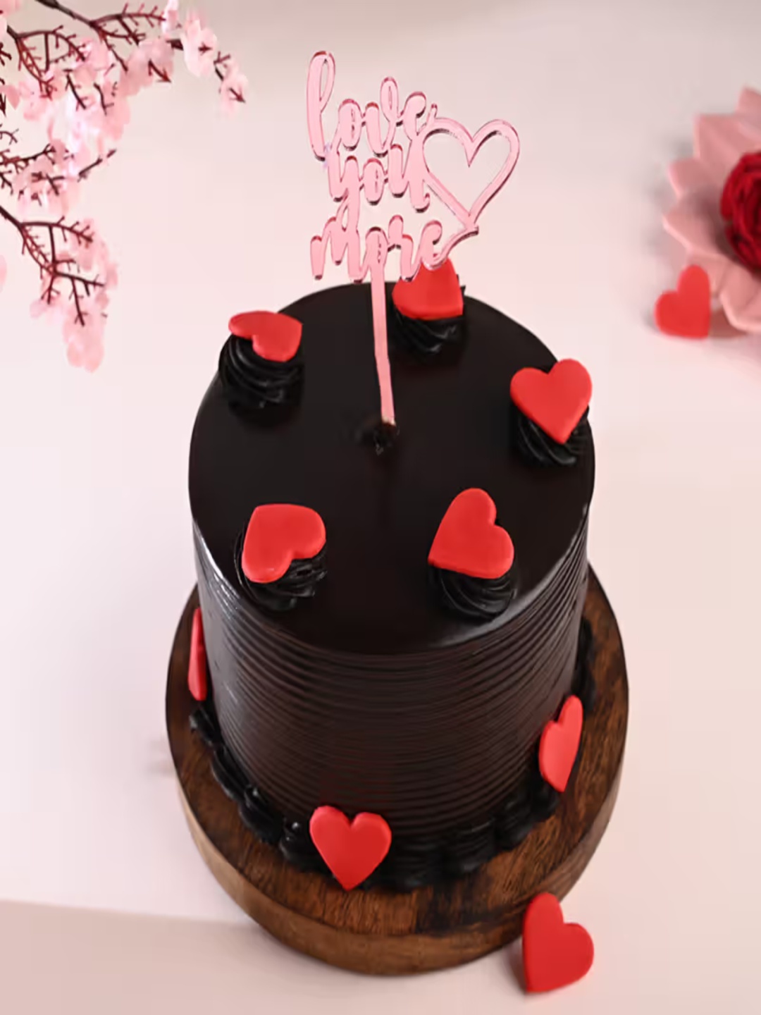 

Floweraura Chocolate Eggless Round Shape Cake - 1Kg, Black