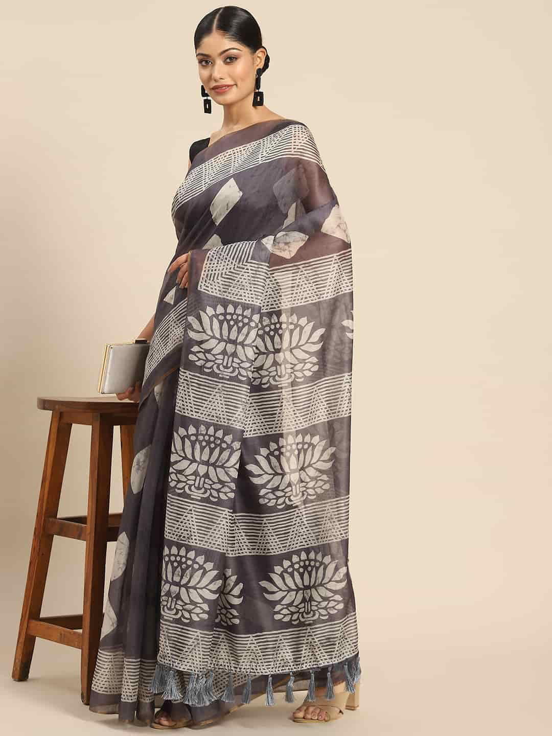 

DIVASTRI Dabu Chanderi Saree, Black