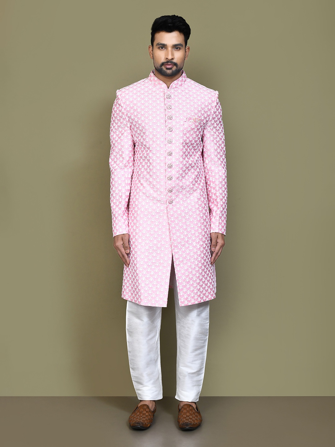 

Aryavir Malhotra Embroidery Sherwani Set, Pink