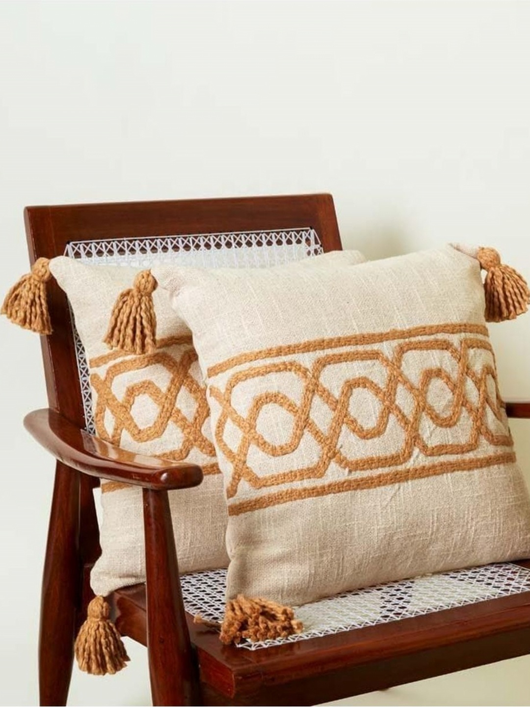 

Aura Beige & Brown 2 Pieces Geometric Textured Cotton Square Cushion Covers
