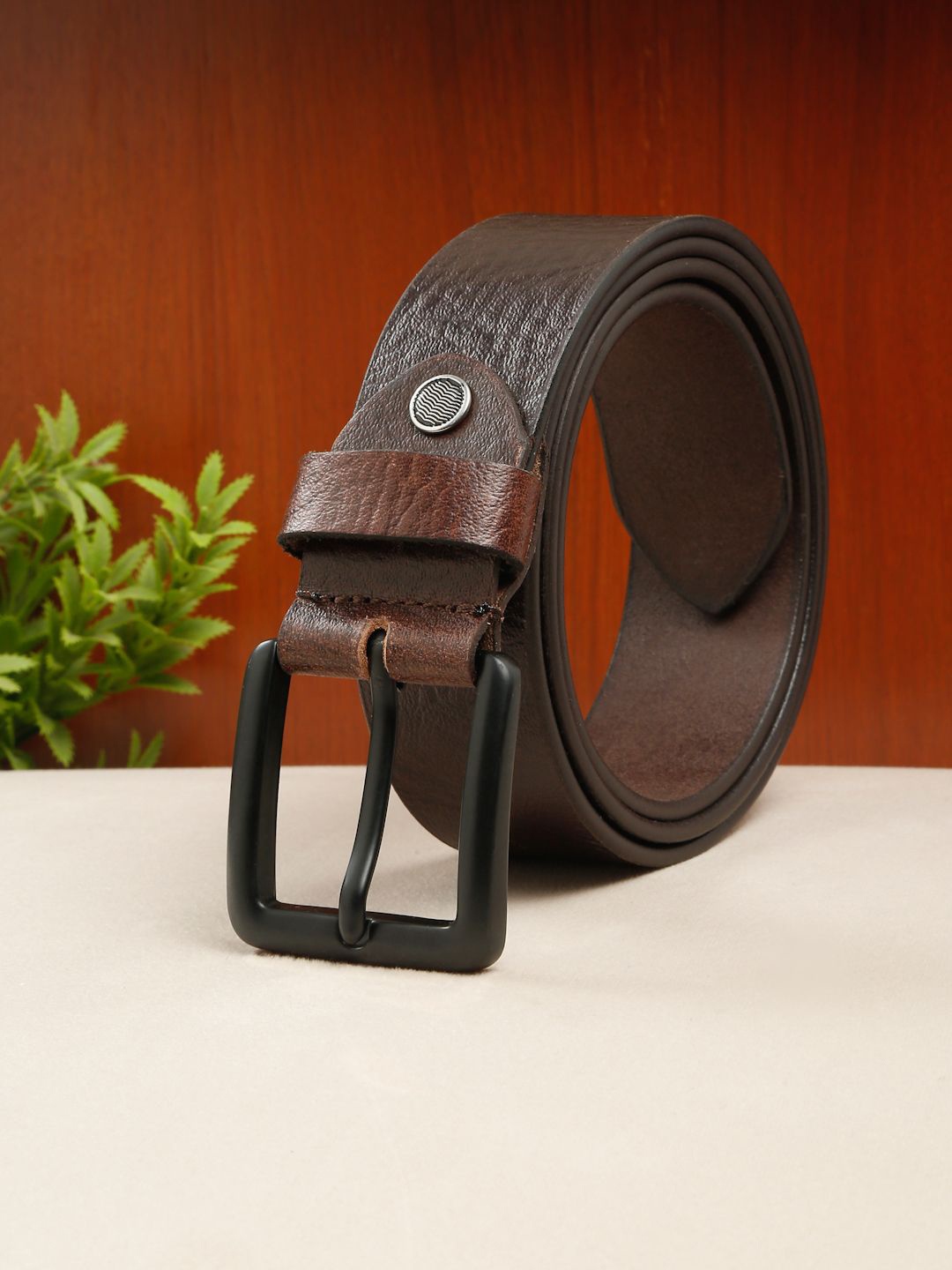 

Teakwood Leathers Men Textured Leather Belt, Brown