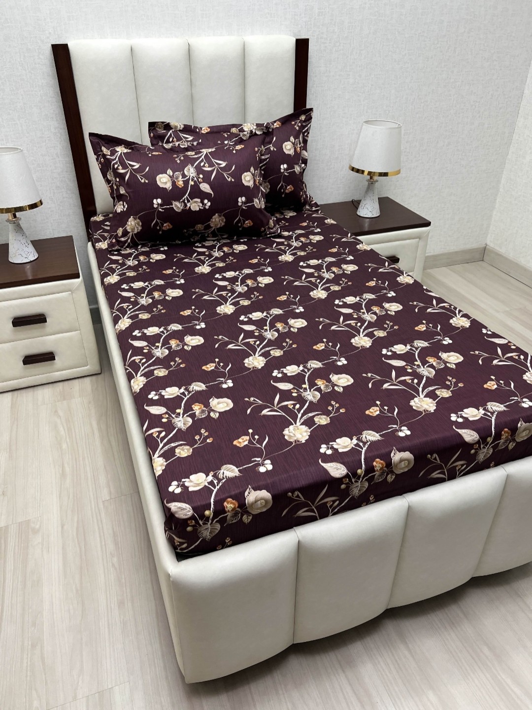 

Pure Decor Lounge Fur Purple Printed Pure Cotton 210TC Single Bedsheet Sets 1.73m x 2.36m