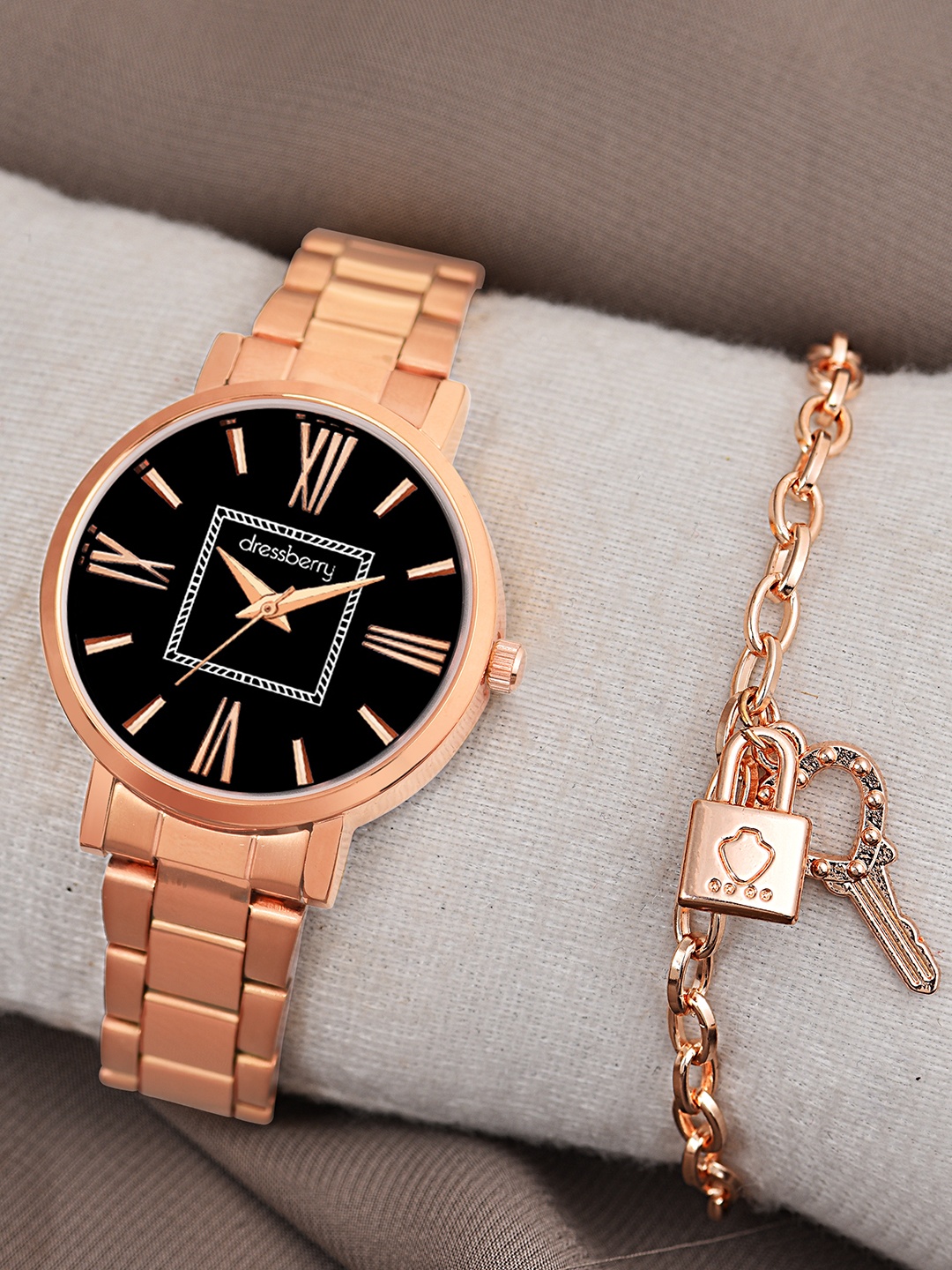 

DressBerry Women DBWJ25 Watch & Bracelet Gift Set, Rose gold