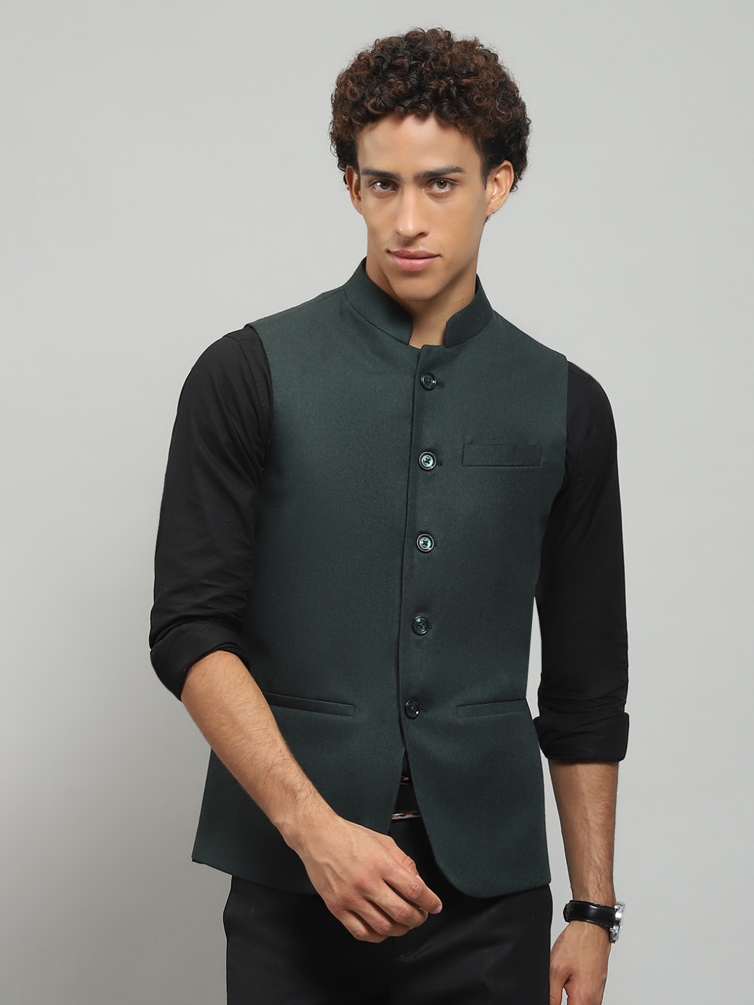 

Monte Carlo Men Geometric Woollen Lightweight Outdoor Open Front Jacket with Embroidered, Green