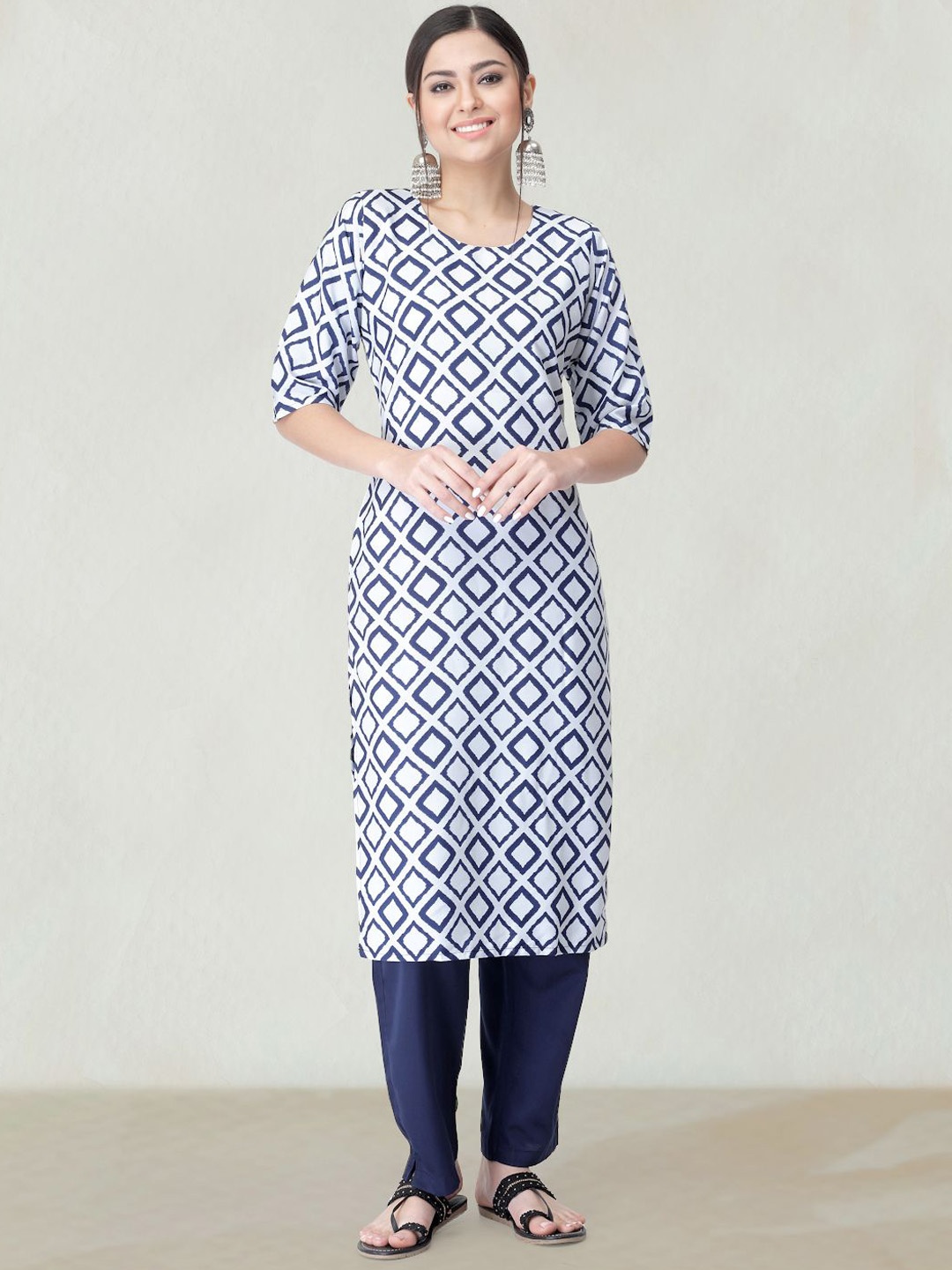 

Moda Rapido Women Ethnic Motifs Printed Thread Work Floral Crepe Kurta, Blue