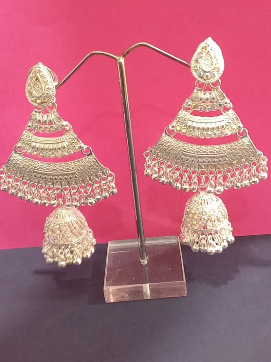 

JMBW INTERNATIONAL Silver-Plated Artificial Beads Contemporary Drop Earrings