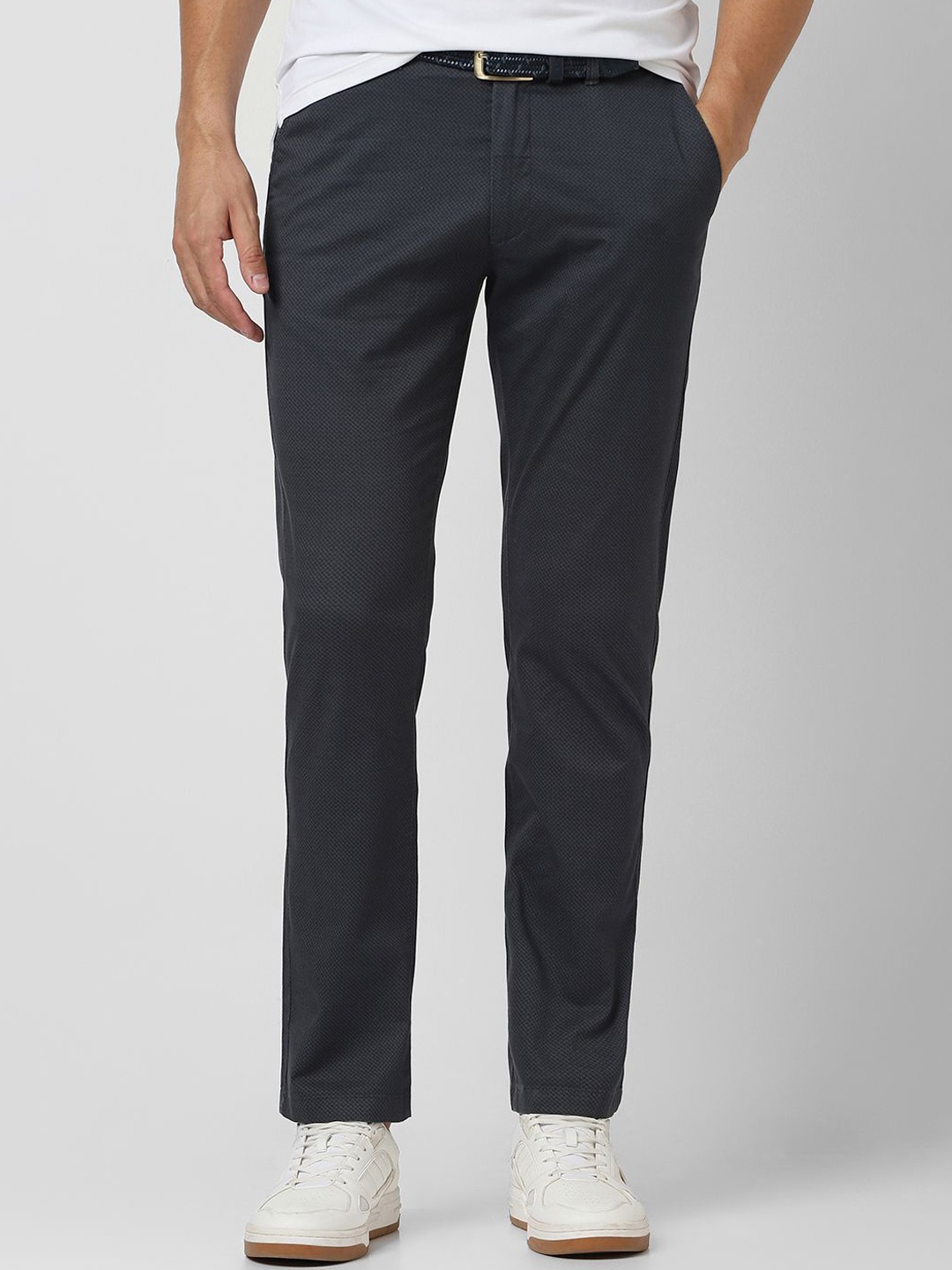 

Van Heusen Sport Men Mid-Rise Trousers, Grey