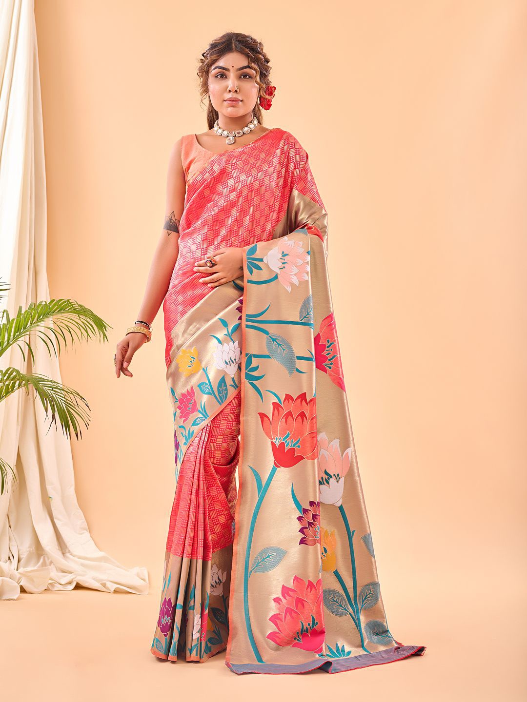 

TORONFRAS Woven Design Zari Art Silk Kanjeevaram Saree, Pink