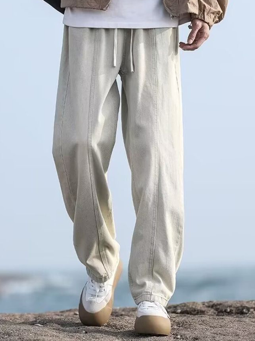 

HERE&NOW Men Straight Fit Jeans, Beige