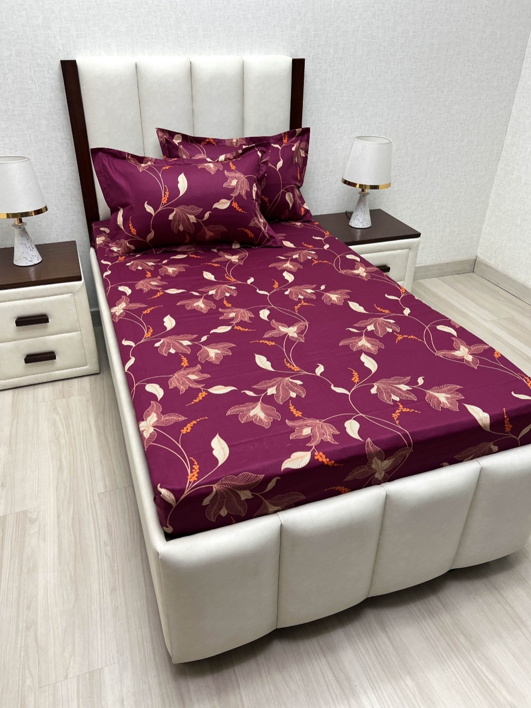 

Pure Decor Lounge Fur Purple Printed Pure Cotton 350TC Single Bedsheet Sets 1.73m x 2.36m