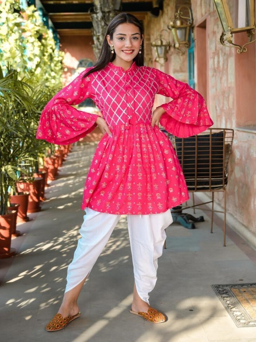 

KASHISHIYA Women Printed Pleated Kurta with Dhoti Pants & With Dupatta, Pink