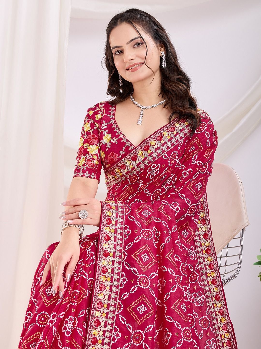 

VenderVilla Bandhani Embroidered Silk Blend Saree, Pink