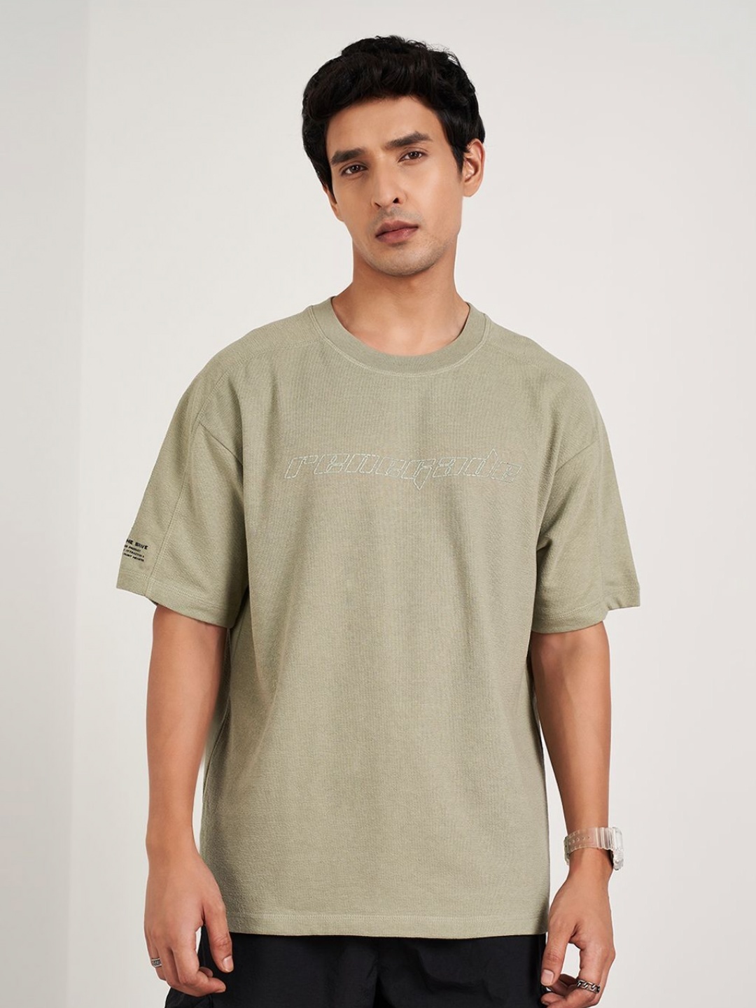 

Street 808 by Pantaloons Men Typography Printed Round Neck Cotton Oversized T-shirt, Olive