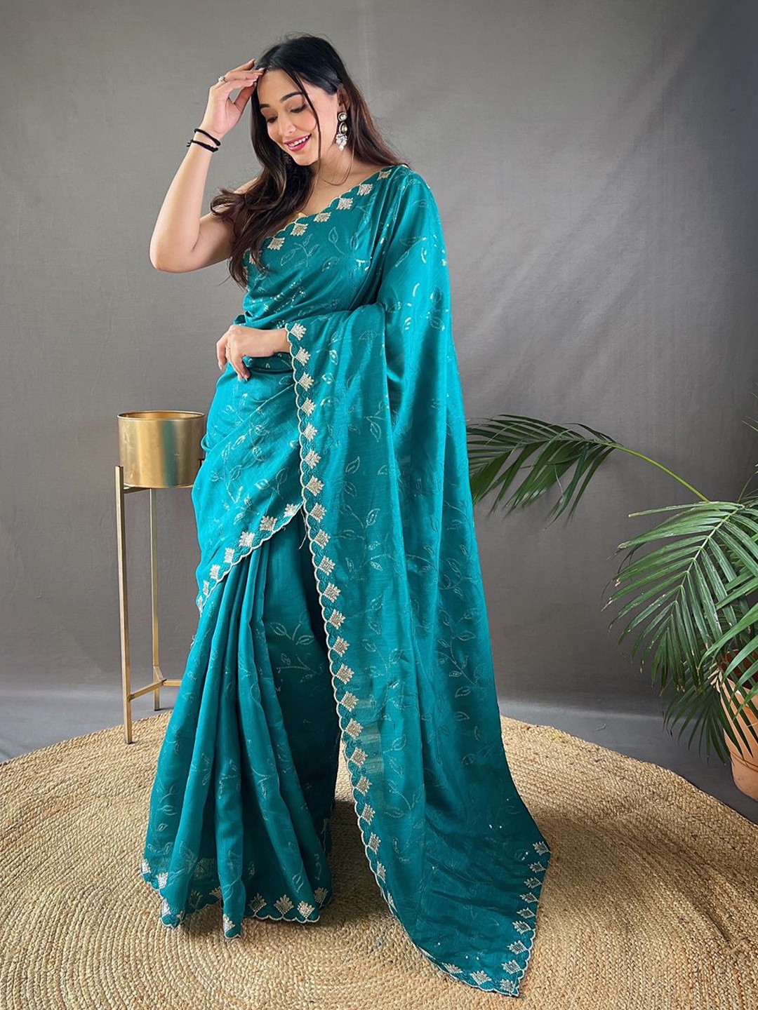 

TORONFRAS Woven Design Embroidered Kanjeevaram Saree, Blue