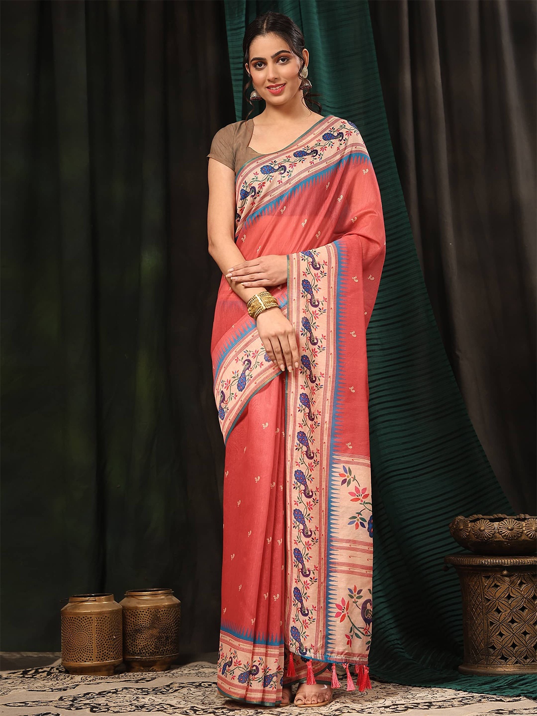 

DIVASTRI Ethnic Motifs Chanderi Saree, Pink