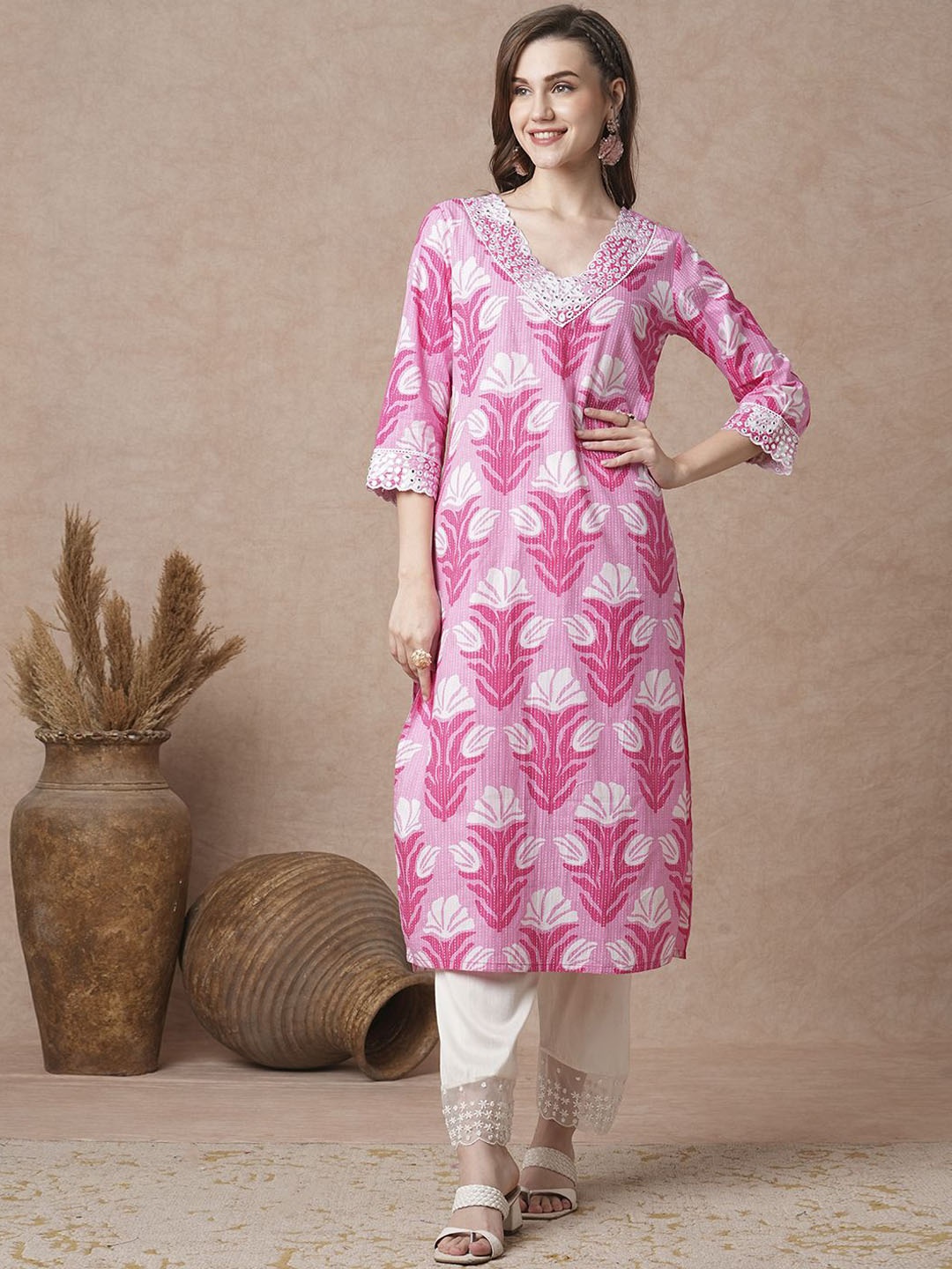 

FASHOR Women Printed Mirror Work Kurta, Pink