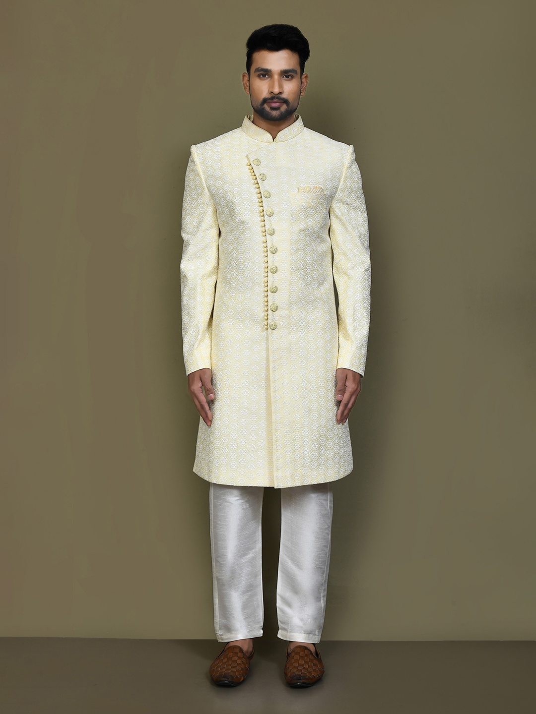 

Aryavir Malhotra Embroidery Thread Work Mandarin Collar Sherwani Set, Cream