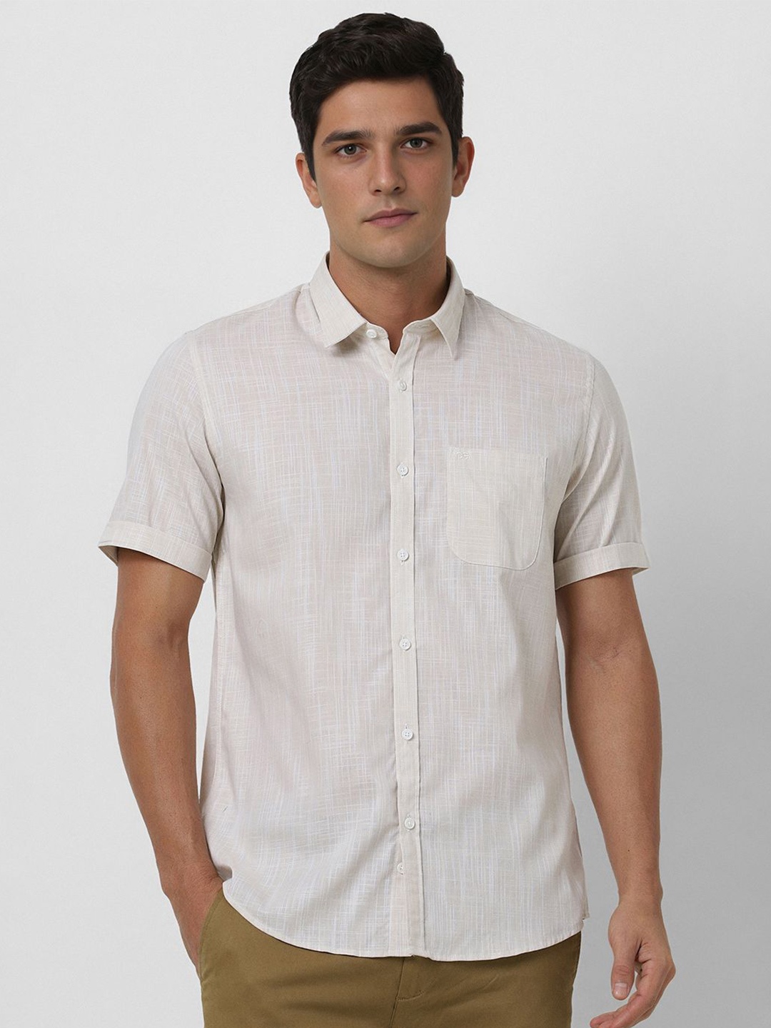 

Peter England Casuals Men Slim Fit Spread Collar Solid Cotton Casual Shirt, Beige