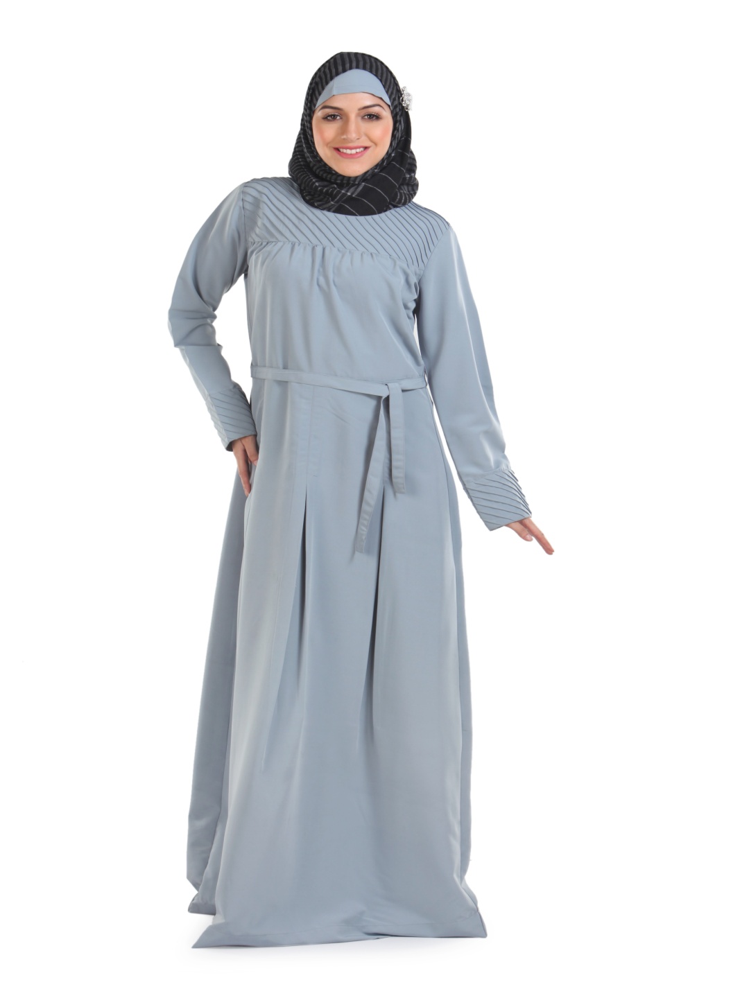 

MOMIN LIBAS Round Neck Abaya, Grey